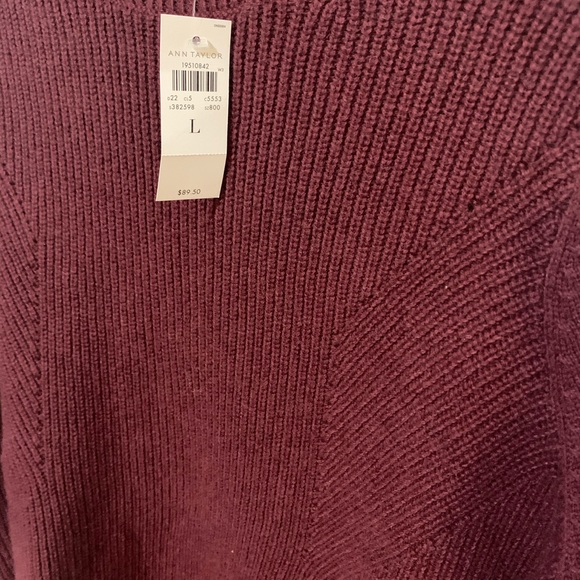 NWT Ann Taylor Sweater - Picture 2 of 6